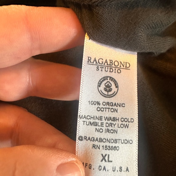 🕊️🖤 Free People “Birds in Flight” Tee - Picture 6 of 6